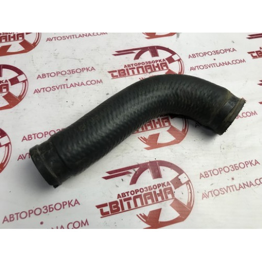 Патрубок интеркулера Opel Combo 1.7dti 2001-2011 8972330410